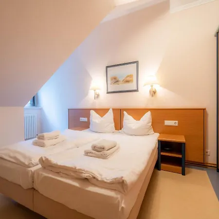 Apartmán Duenenpark - Klassik Mit 1 Schlafzimmer Und Balkon Im Dachgeschoss 160
